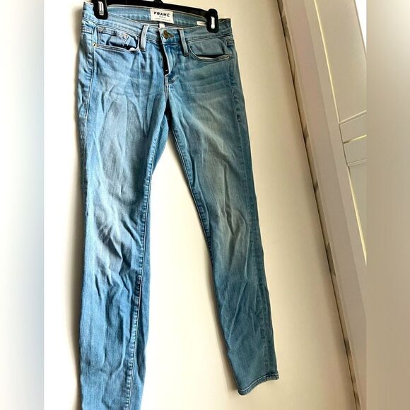 Frame Denim Woman’s Skinny Jean Size 26 XXS US - Picture 1 of 3